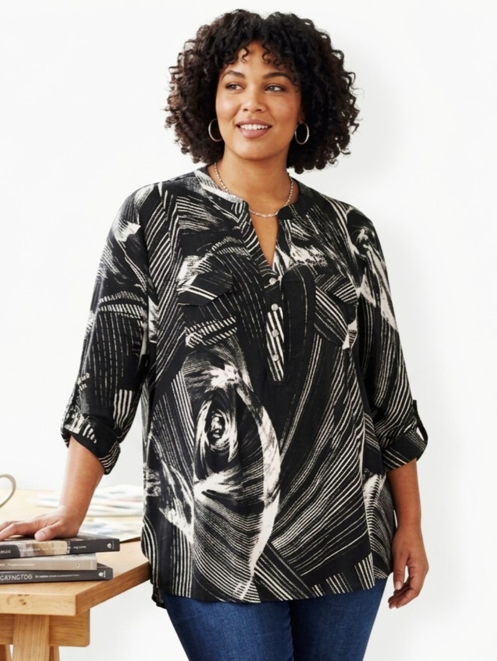 j.t.b. Woman Brand Plus Size Black and White Top Size 3X